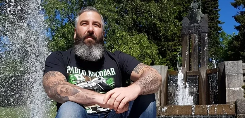 Jani Perkonmäki – entinen poliisi, yrittäjä ja kohuja herättänyt julkisuuden henkilö