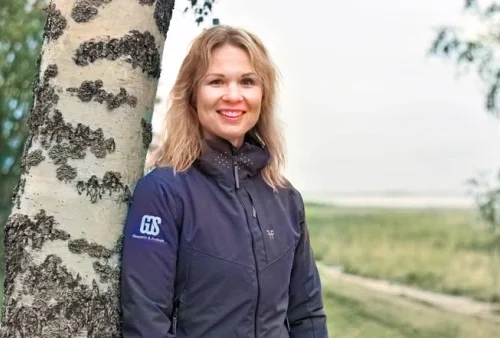 Mirella Lesonen – suomalaisen esteratsastuksen kokenut nimi