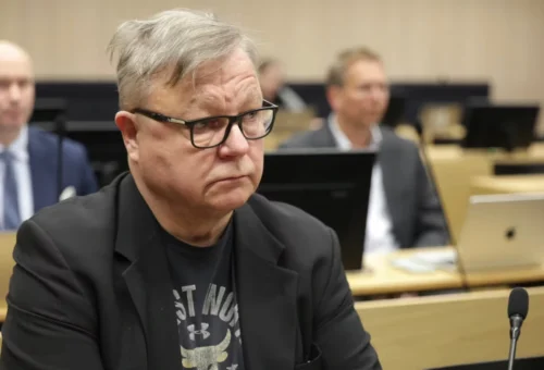 Jyrki Hallikainen – Ura ja julkisuudessa herättänyt tapaus